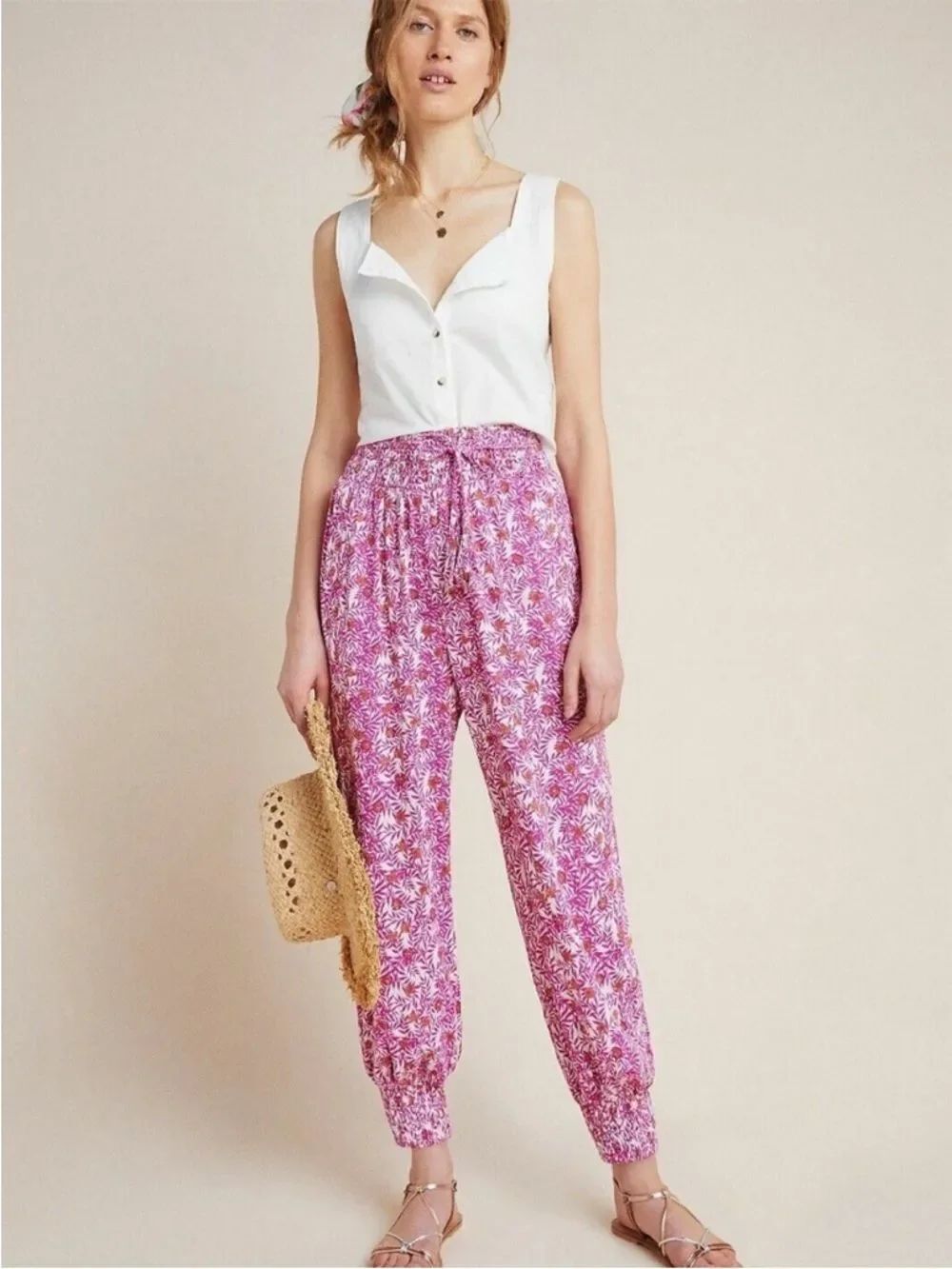 Anthropologie Smocked Floral Joggers in Pink Rose High Rise Size Small